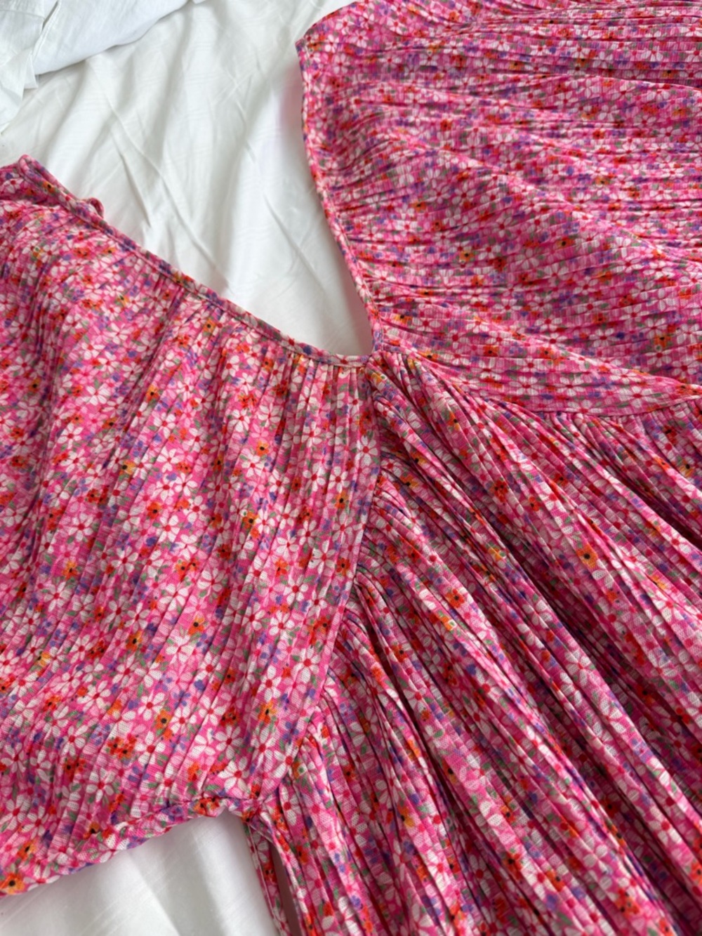 Zara dress with voluminous puffy sleeves - Picture 6 of 6